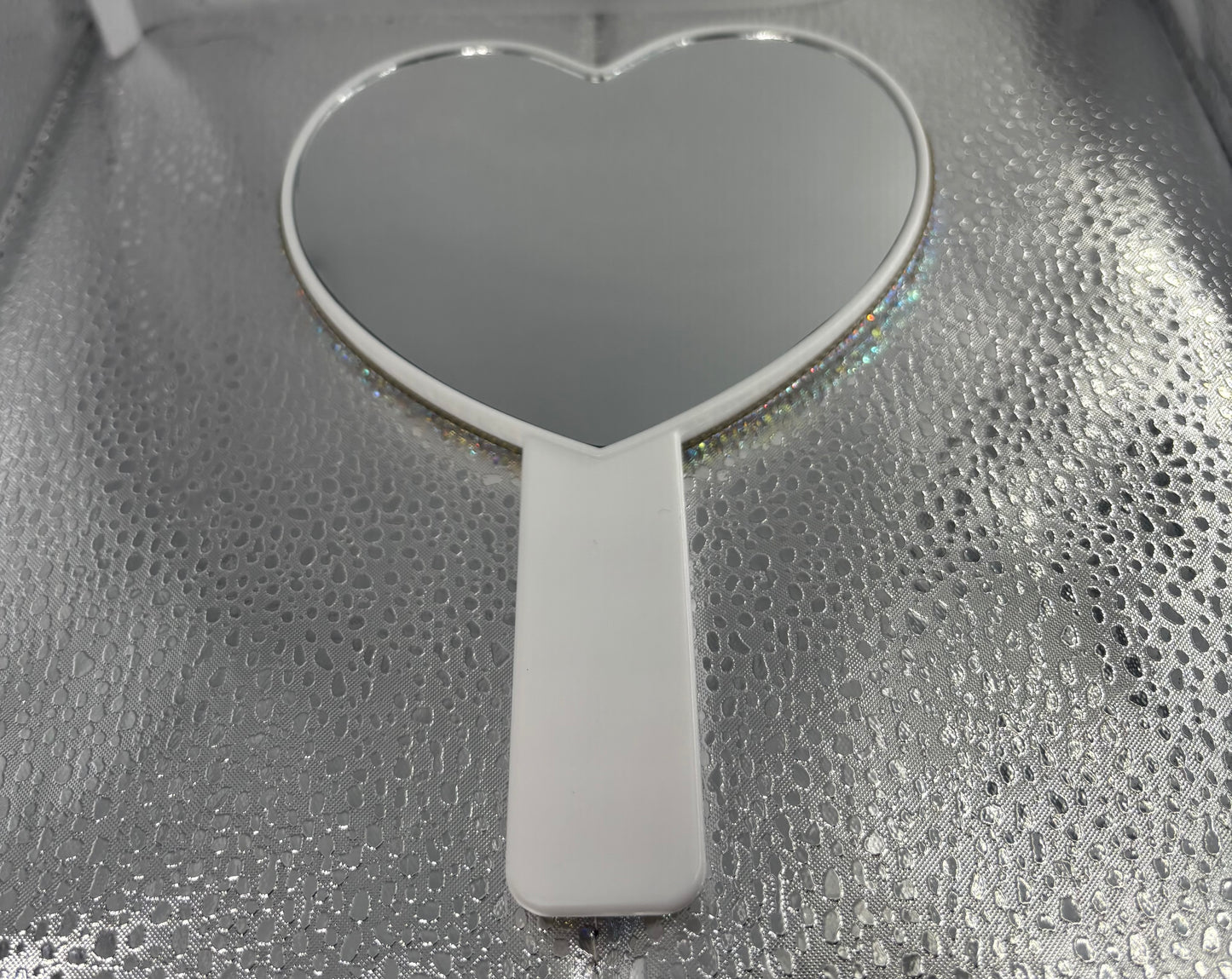 White Heart-Shaped Mirror
